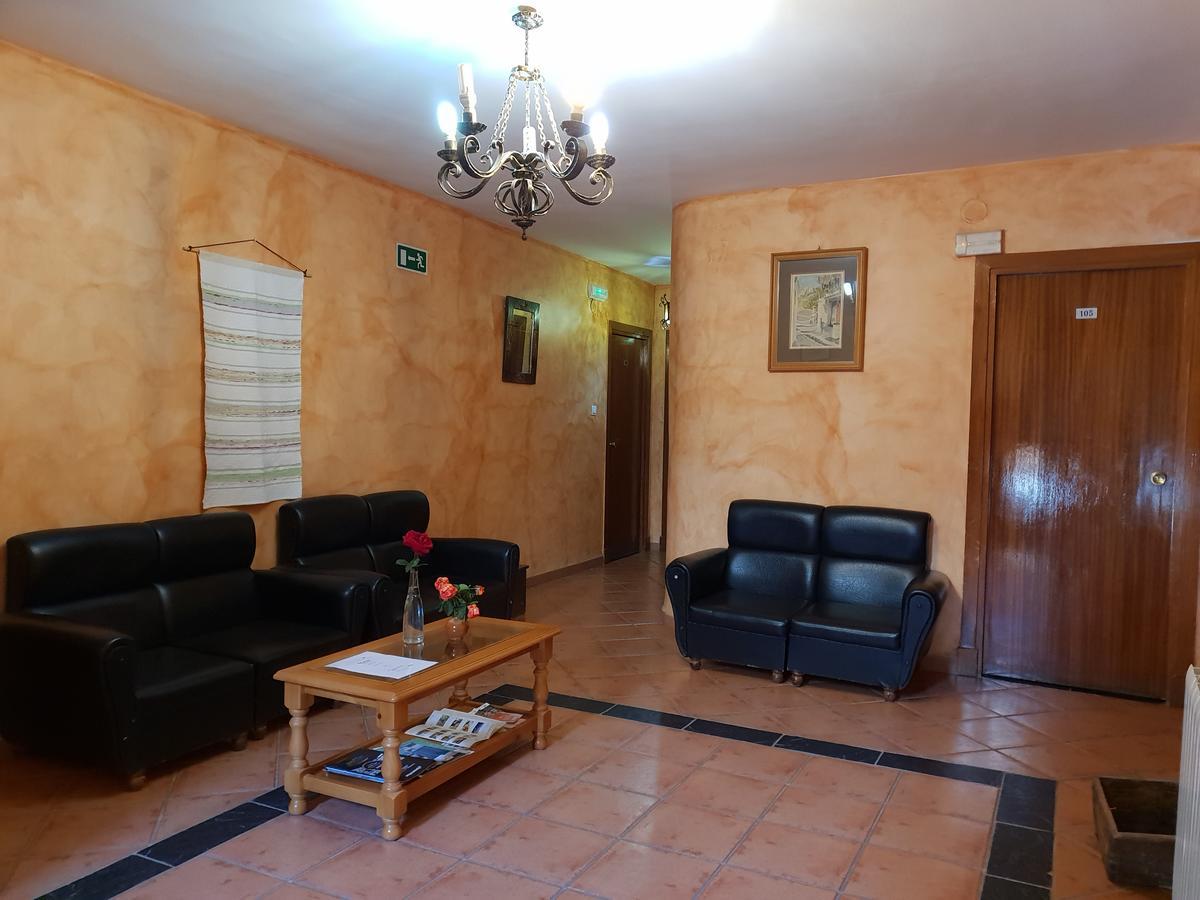 Hostal Пампанейра Екстериор снимка