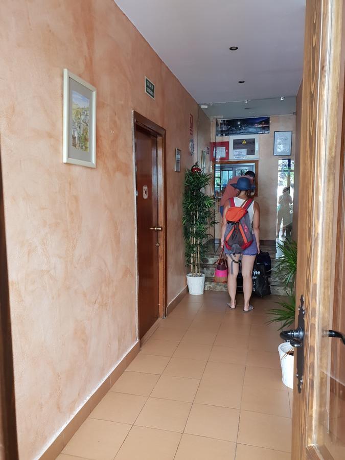 Hostal Пампанейра Екстериор снимка